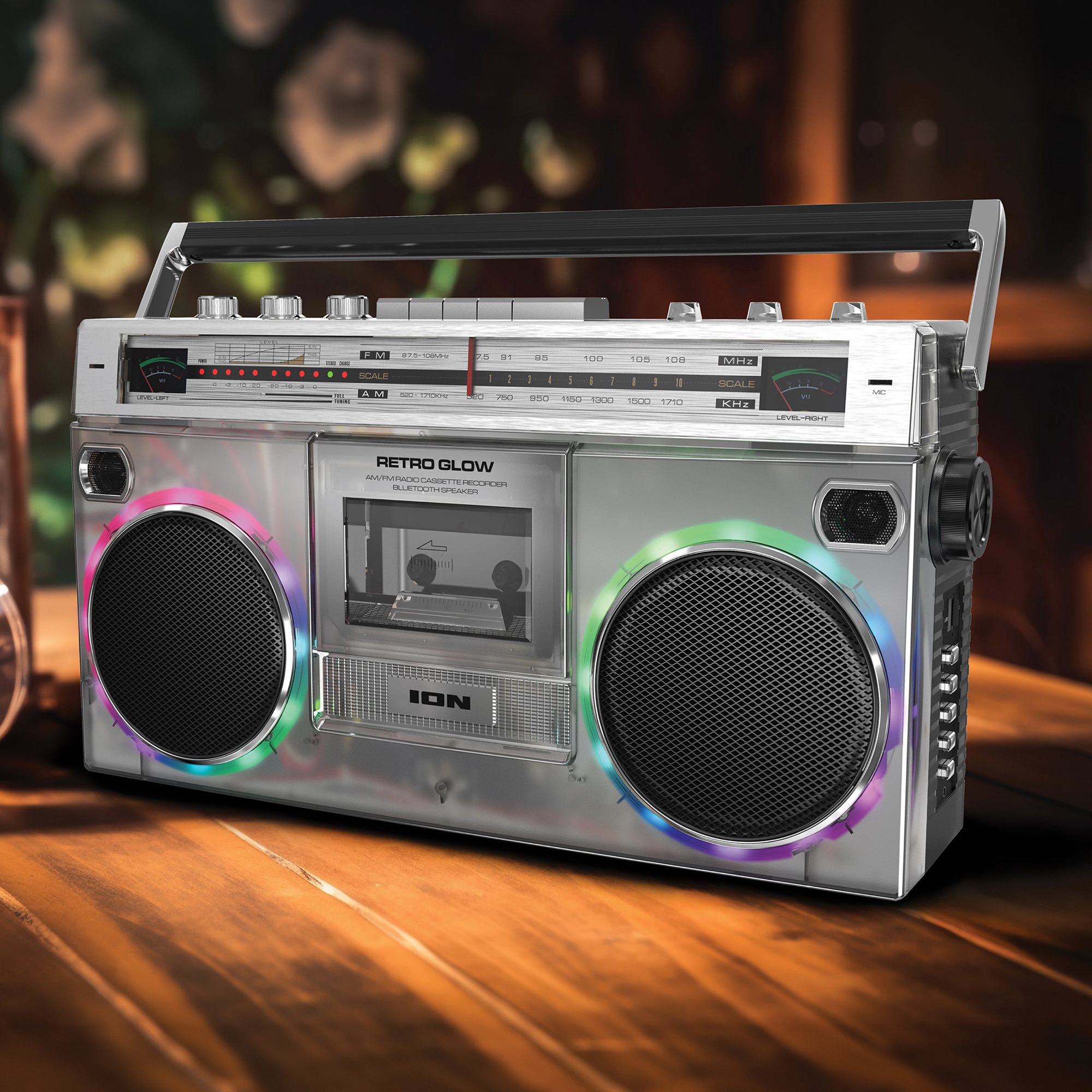 邦楽 Go Retro / Blinking Lights Retro Boombox Speaker | Retro Glow™ | ION Audio